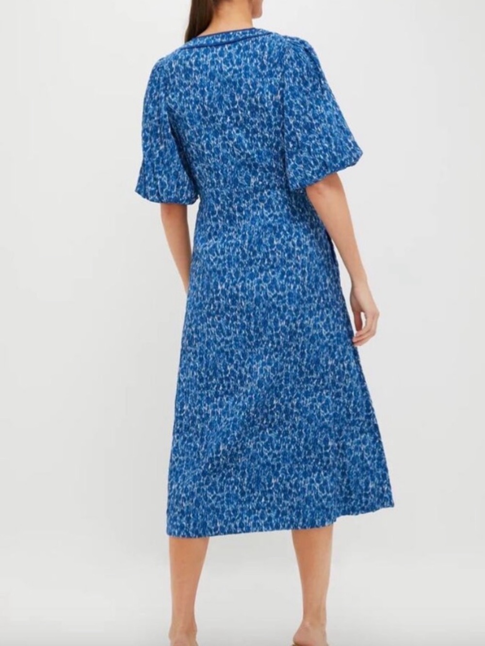 BNWT - Tuckernuck Blue Printed V-Neck Midi Dress - Picture 4 of 11